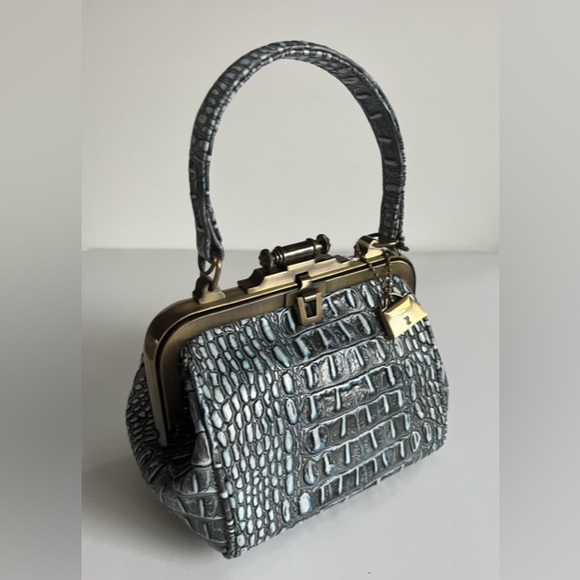 Fabulous NWT Jeanne Lottie ‘Croc’ Handbag With Detachable Chain Strap. - Picture 8 of 9